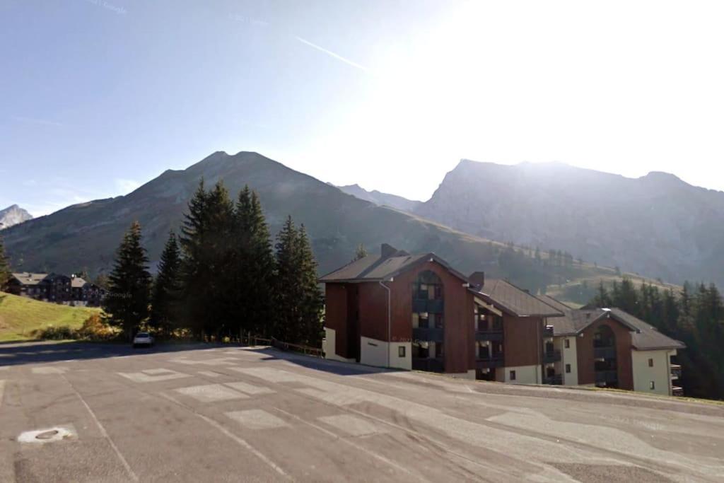 Appartement La Clusaz Avec Terrasse Sur Les Pistes De Ski Manigod Esterno foto
