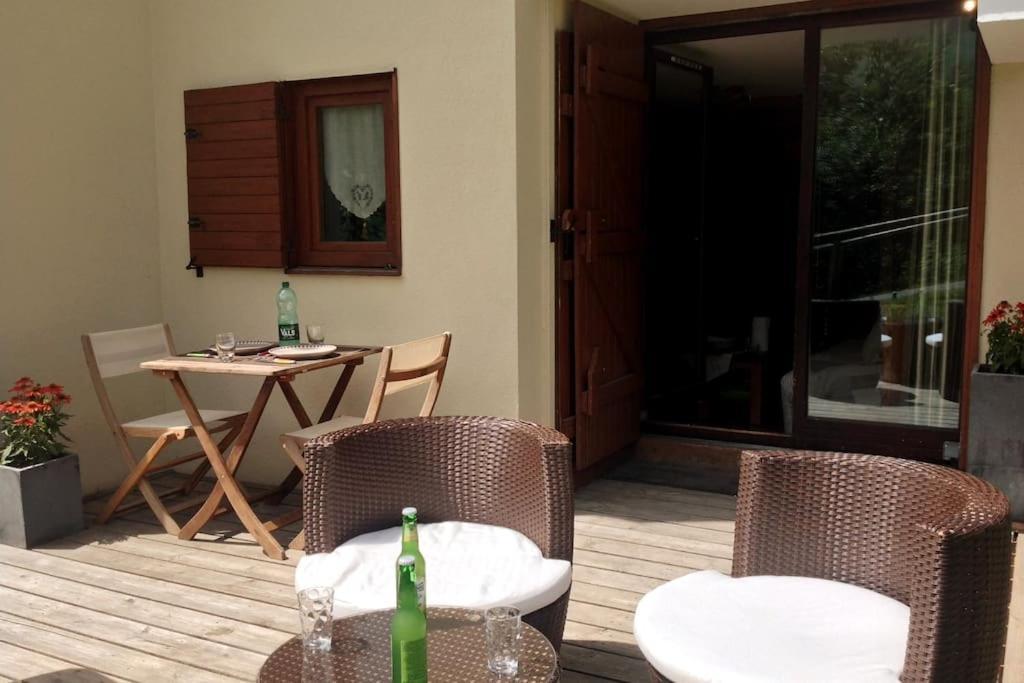 Appartement La Clusaz Avec Terrasse Sur Les Pistes De Ski Manigod Esterno foto